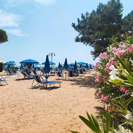 Brioni Fronte Mare Daire Lido di Jesolo Dış mekan fotoğraf