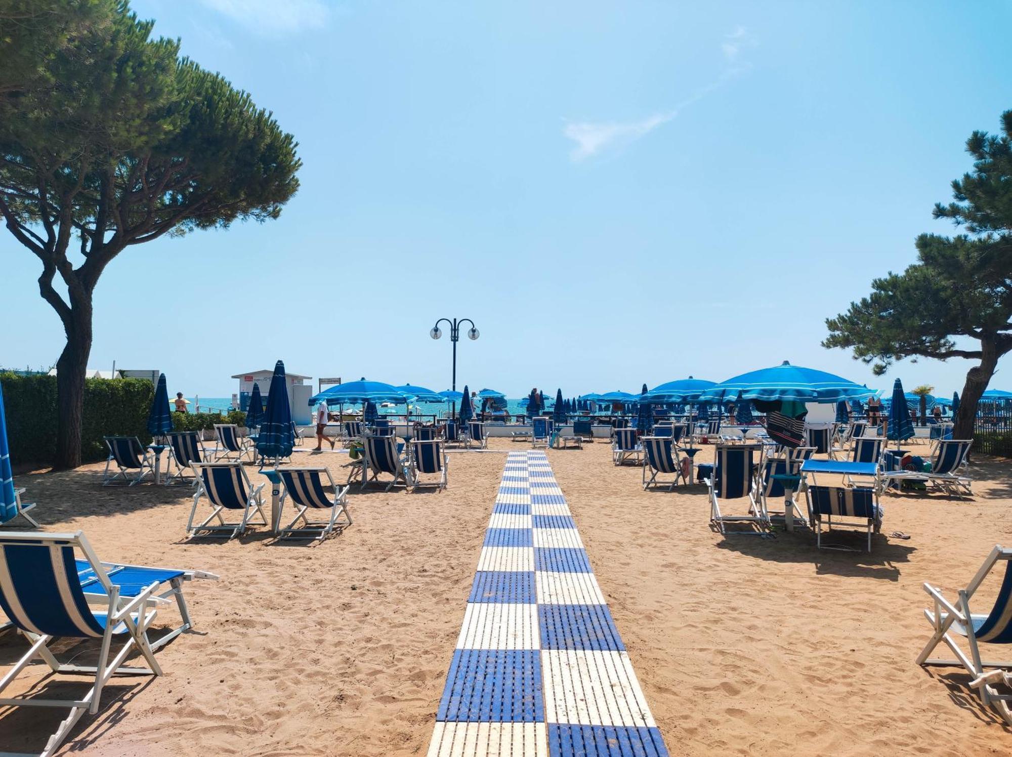 Brioni Fronte Mare Daire Lido di Jesolo Dış mekan fotoğraf
